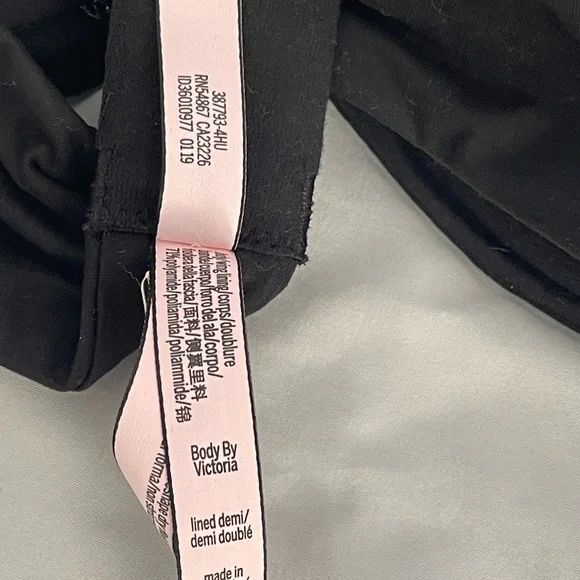 Victoria’s Secret- Body by Victoria lined Demi bra - Picture 3 of 5